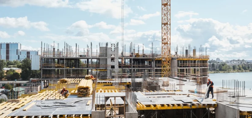 Reforma integral en Madrid con diseño moderno y materiales de alta calidad